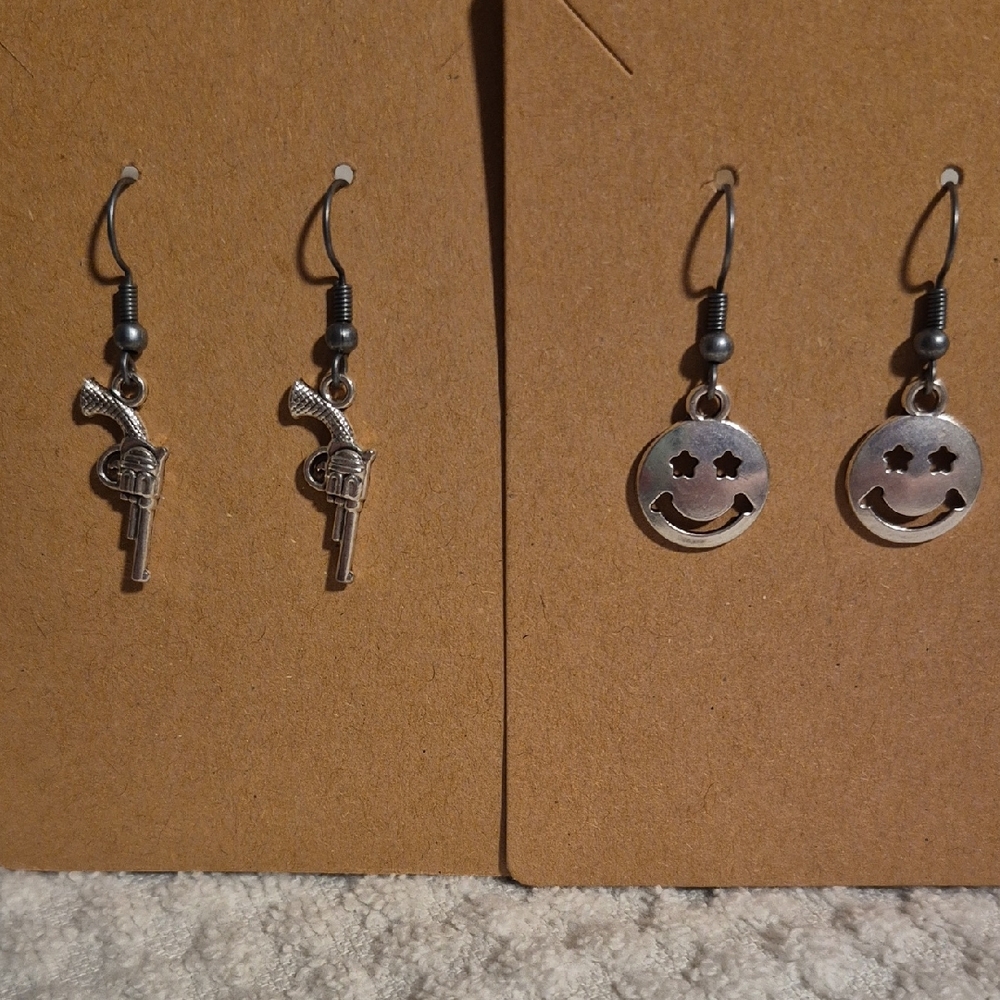 Silver Gun and Smiley Face Earrings Set